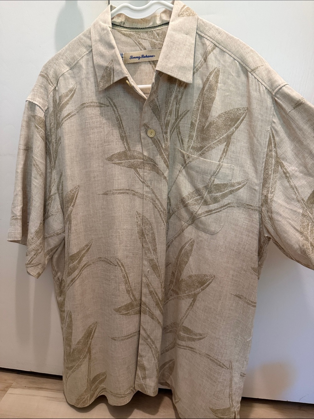 Tommy Bahama Beige Leaf-Print Linen-Blend Camp Shirt